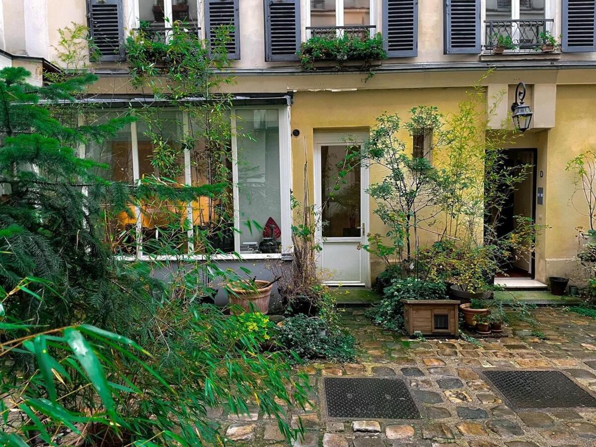 Appartement Petit Retro Francais 10 *